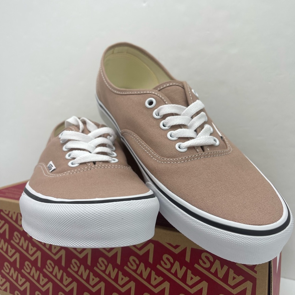 Vans Men’s Authentic
Color Theory Warm Taupe
VN000D8BE2V Sneakers - Picture 4 of 16